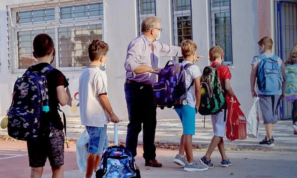 Στα σχολεία σήμερα οι μαθητές δημοτικού και νηπιαγωγείου - Όλα τα μέτρα